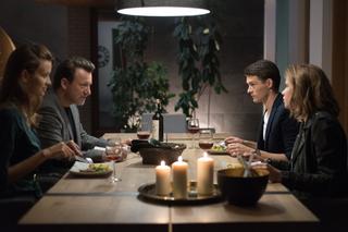 Odwróceni 2 sezon. Ojcowie i córki odc. 3. Blacha (Robert Więckiewicz), Kaśka (Eliza Rycembel), Pati (Małgorzata Mikołajczak), Daniel (Tomasz Ziętek)