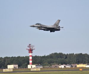 F-16C Jatrząb nad Dęblinem