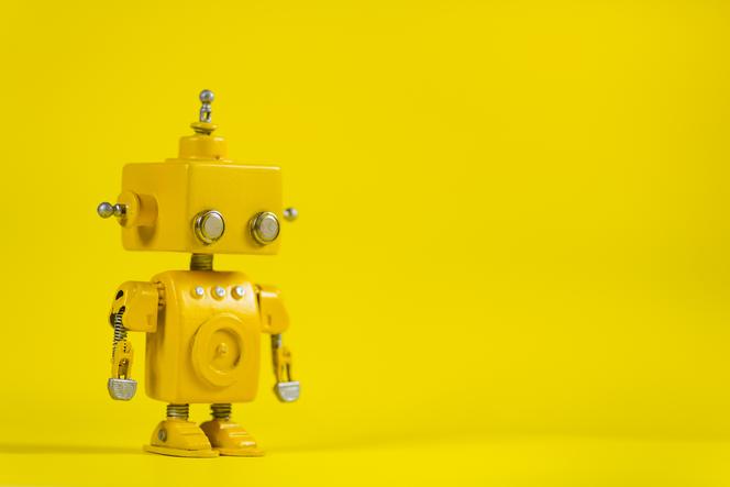 Żółty robot w parku? Tak Singapur dba o zachowanie dystansu społecznego