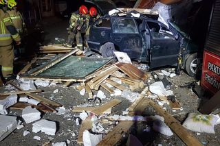 Pijani 18-latkowie staranowali stragany na Podhalu. Potem zabrali tablice rejestracyjne i wzięli nogi za pas