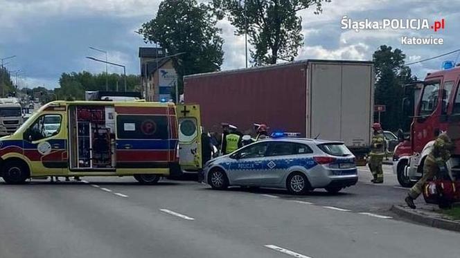 Koszmarny wypadek na DTŚ w Katowicach. Na miejscu zginęła 53-letnia kobieta