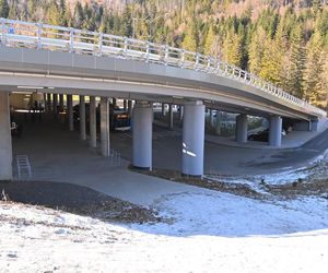 Zakopane. Centrum przesiadkowe w Kuźnicach. Słynna patelnia