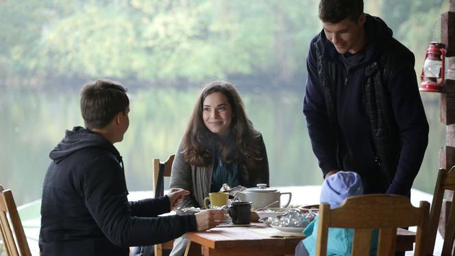 M jak miłość odcinek 1352, Marcin (Mikołaj Roznerski), Ania (Maria Pawłowska), Karski (Krzysztof Kwiatkowski)