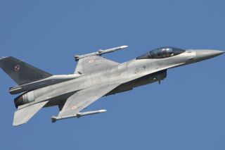 F-16