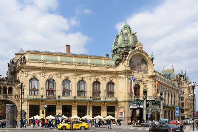  Miejski Dom Reprezentacyjny - jeden z najsłynniejszych secesyjnych budynków Pragi