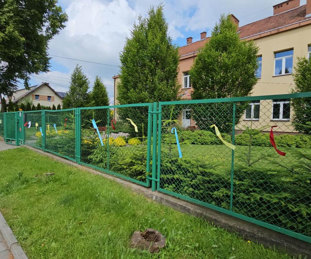 Staropolska tradycja przystrajania wsi na Boże Ciało ciągle żywa