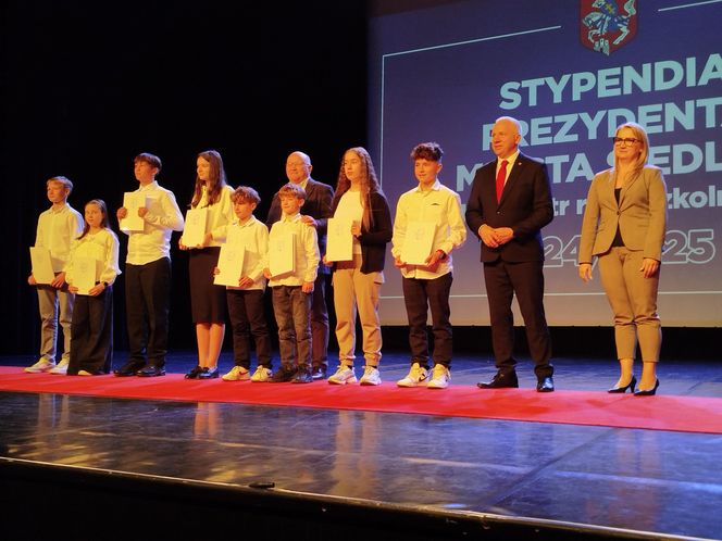 Blisko 700 najzdolniejszych siedleckich uczniów z nagrodami za dokonania w nauce!