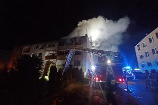 Nocny pożar w Działdowie, 49-latek ratował się skacząc z okna