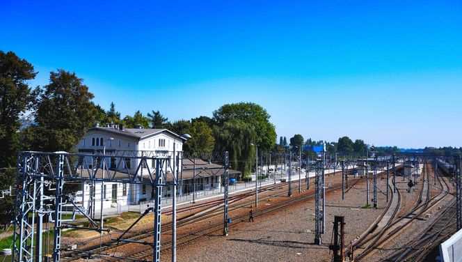 Dworzec kolejowy, Krzeszowice