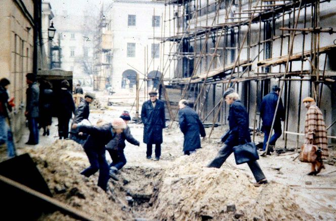 Rewaloryzacja Zamościa na slajdach Jana Zamoyskiego.