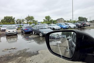 Mandaty za parkowanie przy PKP