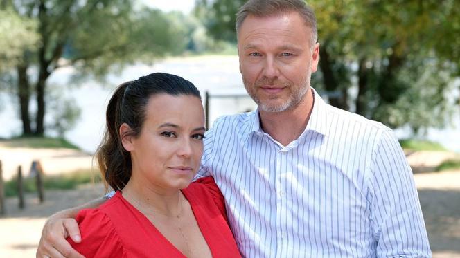 M jak miłość. Magda (Anna Mucha), Andrzej Budzyński (Krystian Wieczorek)