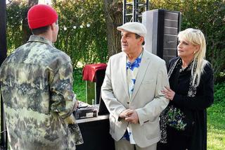 Barwy szczęścia odc. 2898: Michał Rusowicz (Mateusz Dymidziuk), Małgorzata (Adrianna Biedrzyńska), Jerzy (Bronisław Wrocławski)