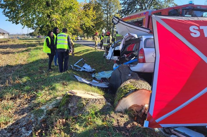 Tragiczny wypadek pod Rypinem. Kierowca MAN-a wjechał w opla. Nie żyje 28-latek 