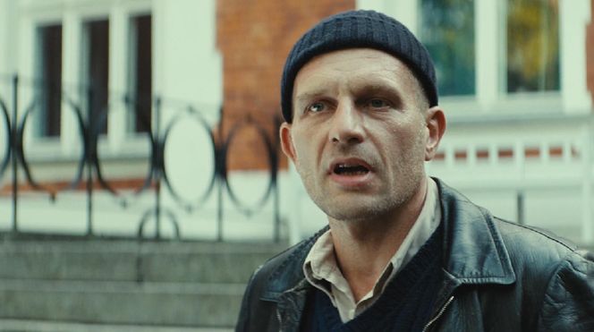 Zatoka szpiegów 2, odcinek 19. Johann (Karol Pocheć)