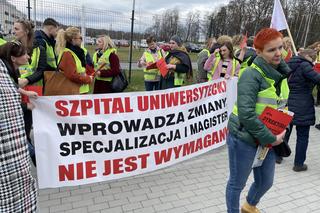 Protest pielęgniarek w Krakowie 30.03.