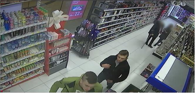 Policja poszukuje złodziei! Nagrał ich monitoring. Poznajesz ich? DZWOŃ na komendę! 