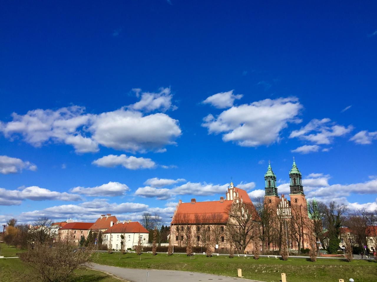 Urzędnicy rozniosą poznaniakom listy z podatkiem od nieruchomości. Uwaga na oszustów!