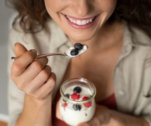 Dieta kefirowa: na czym polega? Jakie są jej efekty? Ile można schudnąć na diecie kefirowej?