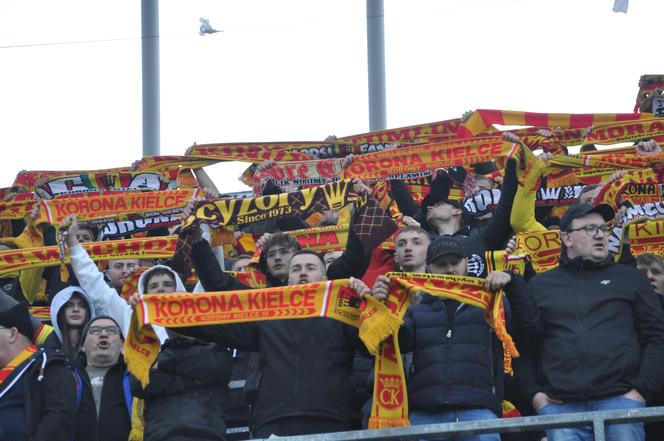 Kibice na meczu Korona Kielce - Radomiak (19 kwietnia 2024)