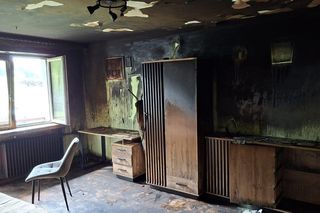 Spłonął dom rodziny strażaka z Małopolski, a jego mama walczy o życie. Ruszyła zbiórka dla pogorzelców