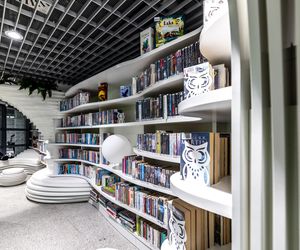 Metroteka – biblioteka na stacji metra M2 Kondratowicza w Warszawie