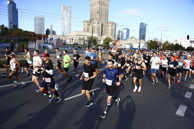 Uczestnicy 46. edycji Nationale-Nederlanden Maratonu Warszawskiego