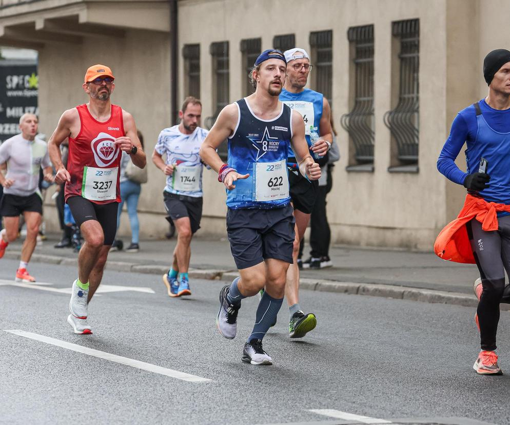 22. Poznań Maraton za nami. Tysiące biegaczy na ulicach Poznania 