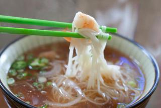 Kuchnia wietnamska - jak zrobić zupę pho?