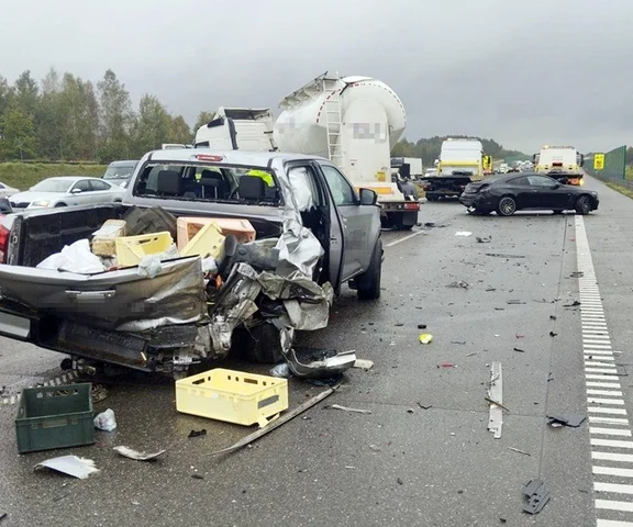 Wielki karambol na autostradzie. Trasa nieprzejezdna