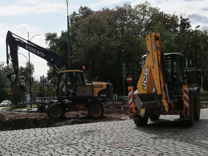 Roboty na Wałach gen. Sikorskiego w Toruniu. Rozpoczął się kolejny etap prac! 