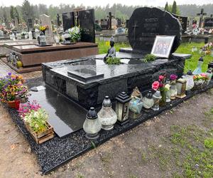 Okazały grobowiec zmarłych tragicznie białostockich medyków