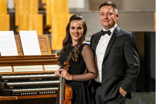 Koncert skrzypaczki Róży Lorenc i organisty Wiktora Brzuchacza