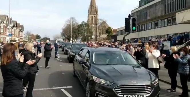 POLSKI bohater ratował chorych na Covid. Choroba zabiła go tuż przed przyjęciem szczepionki. Żałoba w Dorset
