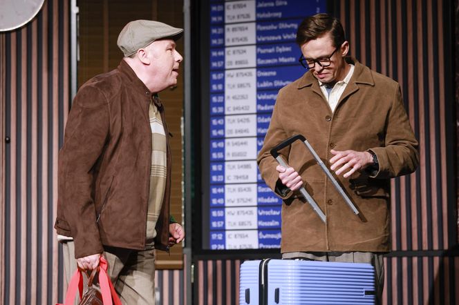 Gwiazdy Rancza znowu razem! Agentka Kusego w samym staniczku! Na zdj. Bogdan Kalus, Piotr Ligienza