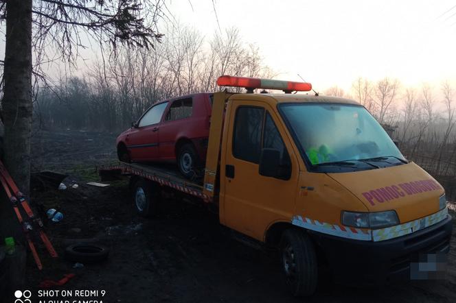 Laweciarz ukradł auto na Pradze-Południe
