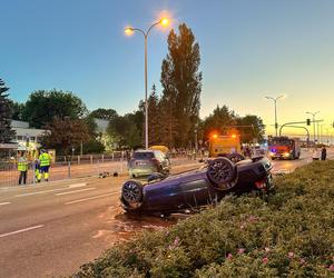 Karambol w Olsztynie. Pijany kierowca staranował autobus