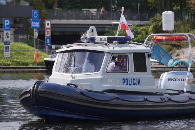 Obchody Święta Policji na Wyspie Młyńskiej w Bydgoszczy