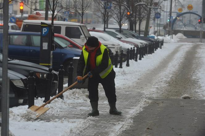 Potężna śnieżyca zasypała Warszawę