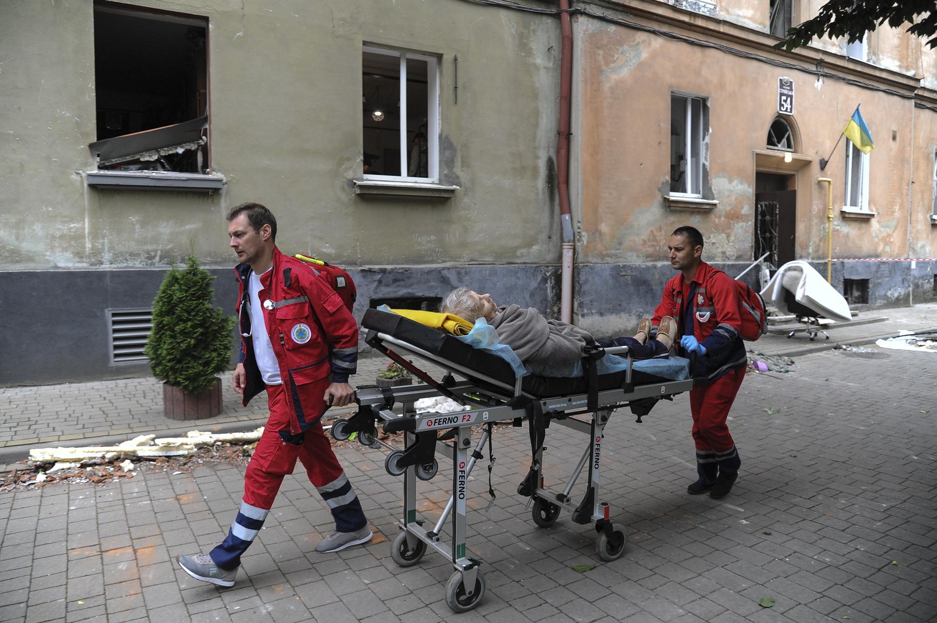 Nocny Atak Na Lwów Rosyjska Rakieta Trafiła W Blok Mieszkalny Są