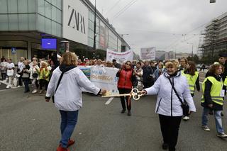 Dzień Seniora Warszawskiego. Ulicami Warszawy przeszła Parada Seniorów!