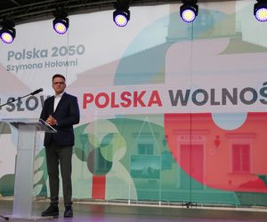  Tak zmieniał się Szymon Hołownia