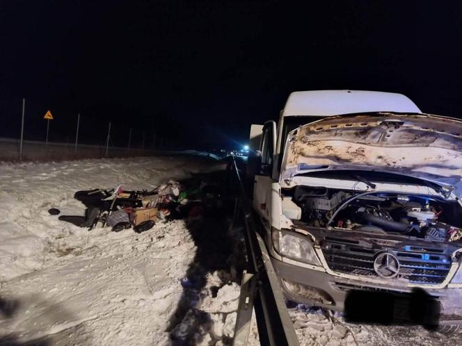 Zambrów. Tragiczny wypadek na S8. Dwie osoby nie żyją. 5 jest rannych Na busa najechała ciężarówka