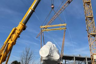 Pompa ciepła, serce nowej instalacji Wrompy, dotarła do Polski