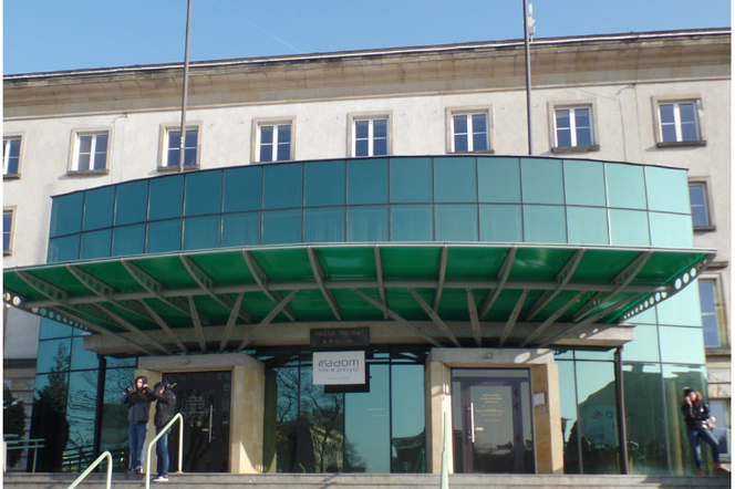 KORONAWIRUS: Radomski magistrat wprowadza nowe procedury związane z obsługą mieszkańców