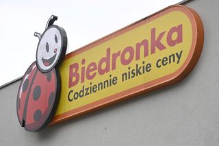 Nowy system parkingowy w Biedronce. Kamery, brak biletów i kary do 3,5 tys. zł