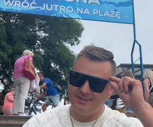 Mr Sebii – gwiazdor disco polo uratował życie plażowiczce!