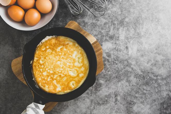 Mój nowy śniadaniowy faworyt - omlet z jabłkami i twarogiem. Prosty, a jednak robi wrażenie