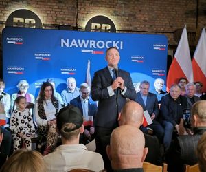 Nawrocki zebrał 1,3 mln podpisów. Więcej niż Rafał Trzaskowski