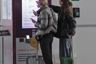 Kazali ministrze zdjąć buty